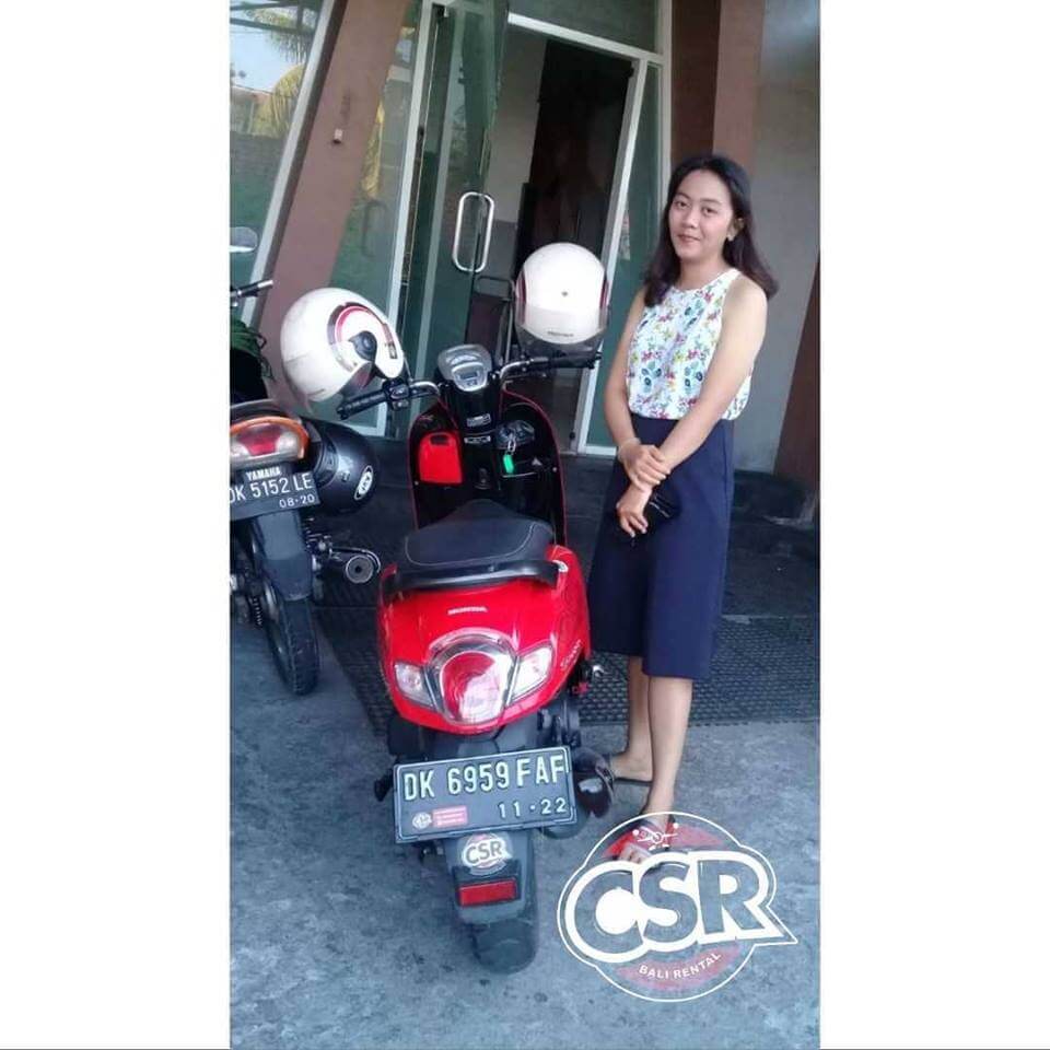 MOTOR SCOOPY TEMAN LIBURAN DI BALI